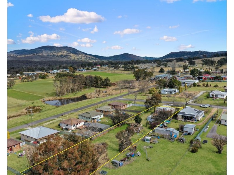 5 Erindee Ave, Tenterfield NSW 2372