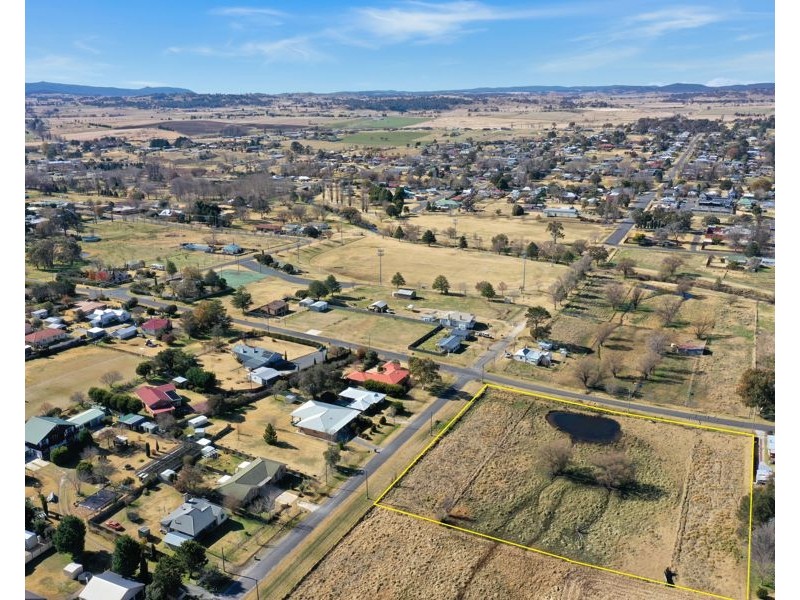 Martin St & Duncan St, Tenterfield NSW 2372