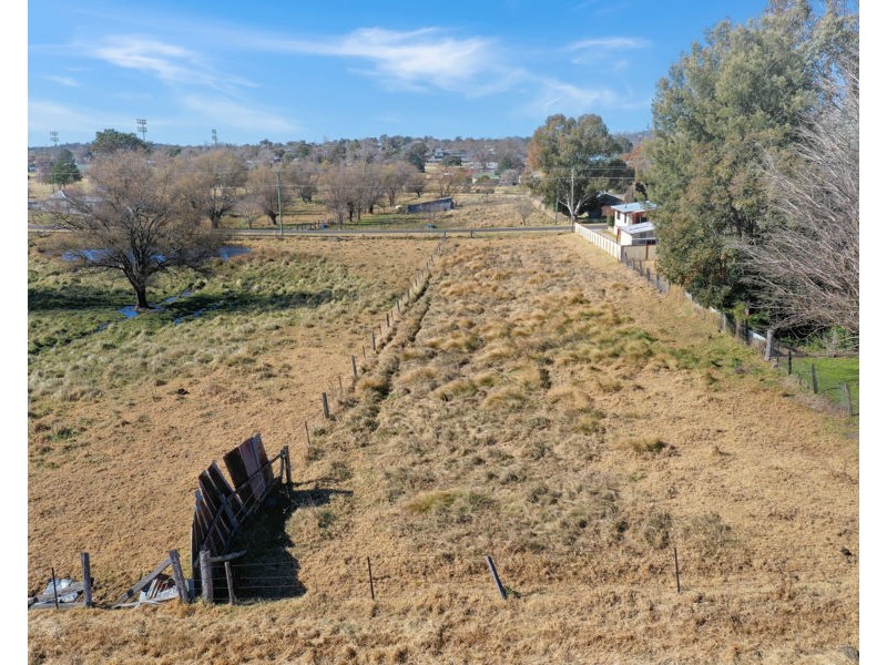 Martin St & Duncan St, Tenterfield NSW 2372