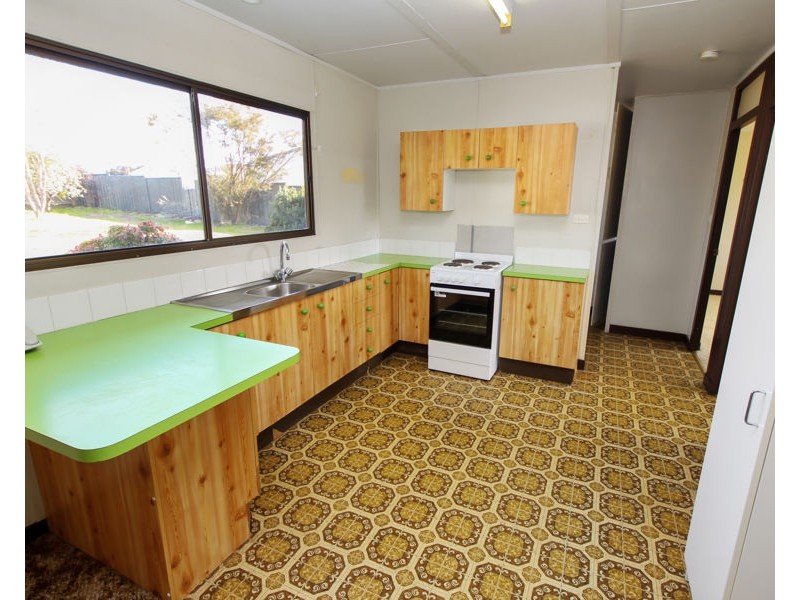69 Clive Street, Tenterfield NSW 2372