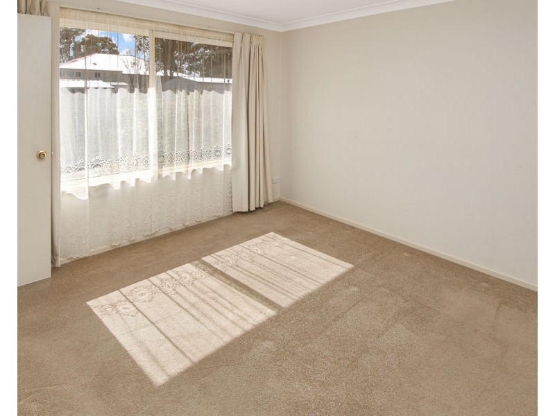 16 Clive Street, Tenterfield NSW 2372