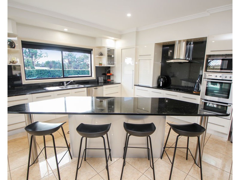 159 Bellevue Road, Tenterfield NSW 2372