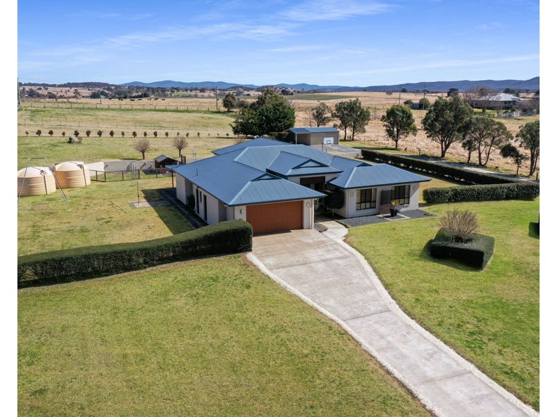 159 Bellevue Road, Tenterfield NSW 2372