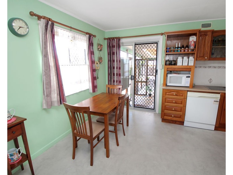 35 Railway Street, Tenterfield NSW 2372