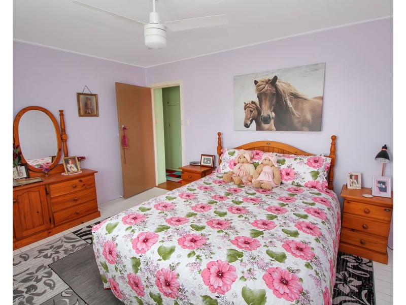 35 Railway Street, Tenterfield NSW 2372