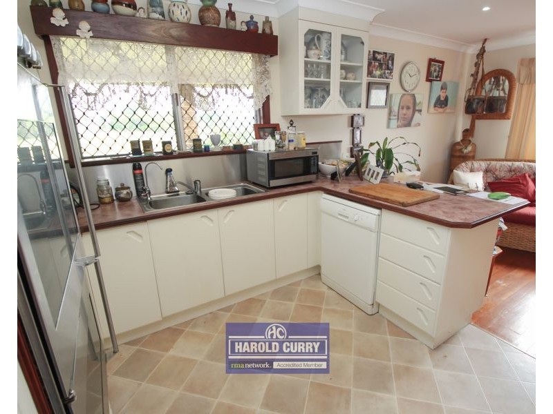 54 George Street, Tenterfield NSW 2372