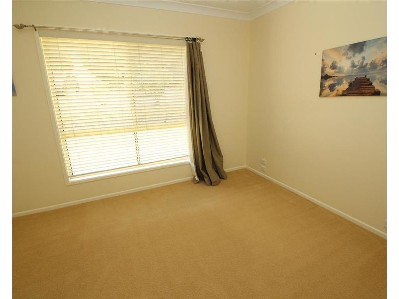 41 Parkes Drive, Tenterfield NSW 2372