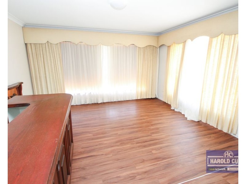 26 Duncan Street, Tenterfield NSW 2372