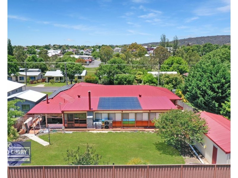 26 Duncan Street, Tenterfield NSW 2372