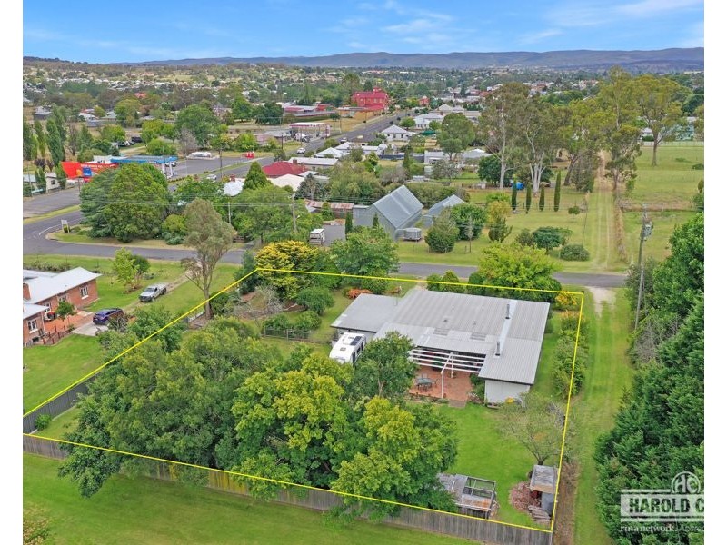 41 Derby Street, Tenterfield NSW 2372