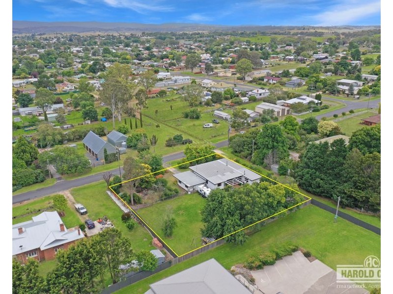 41 Derby Street, Tenterfield NSW 2372