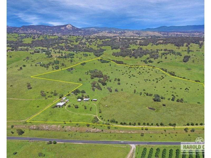 379 New England Highway, Tenterfield NSW 2372