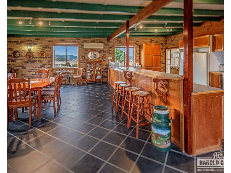 379 New England Highway, Tenterfield NSW 2372