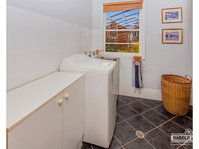 379 New England Highway, Tenterfield NSW 2372