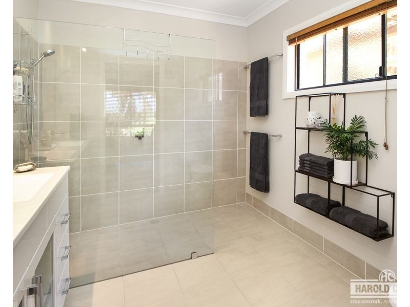 78 Neagles Lane, Tenterfield NSW 2372