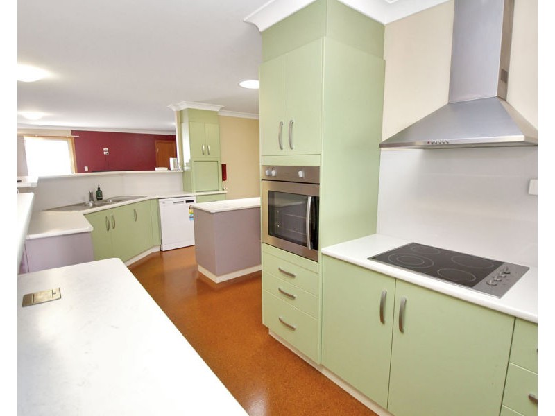 89 Petre Street, Tenterfield NSW 2372