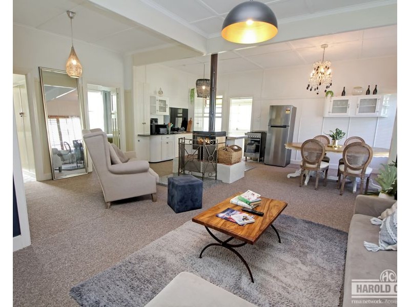 25 High Street, Tenterfield NSW 2372