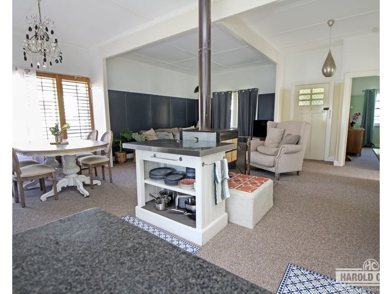 25 High Street, Tenterfield NSW 2372