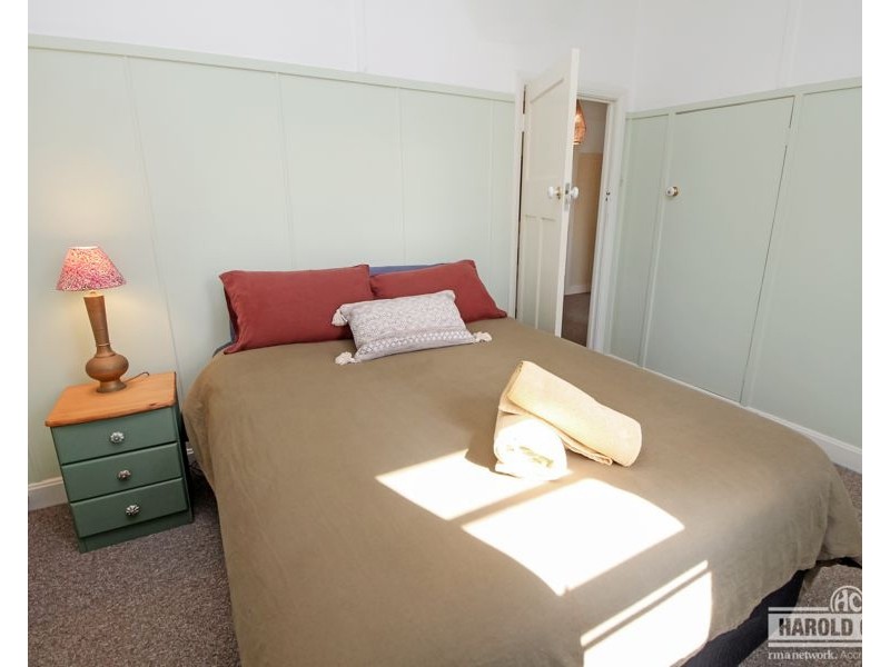 25 High Street, Tenterfield NSW 2372