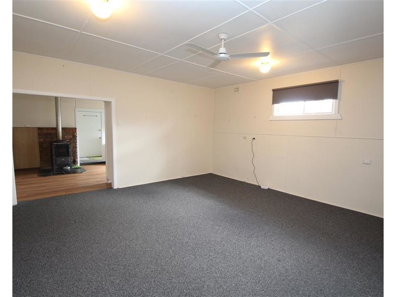 182B Logan Street, Tenterfield NSW 2372