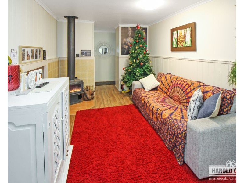 54 Bulwer Street, Tenterfield NSW 2372