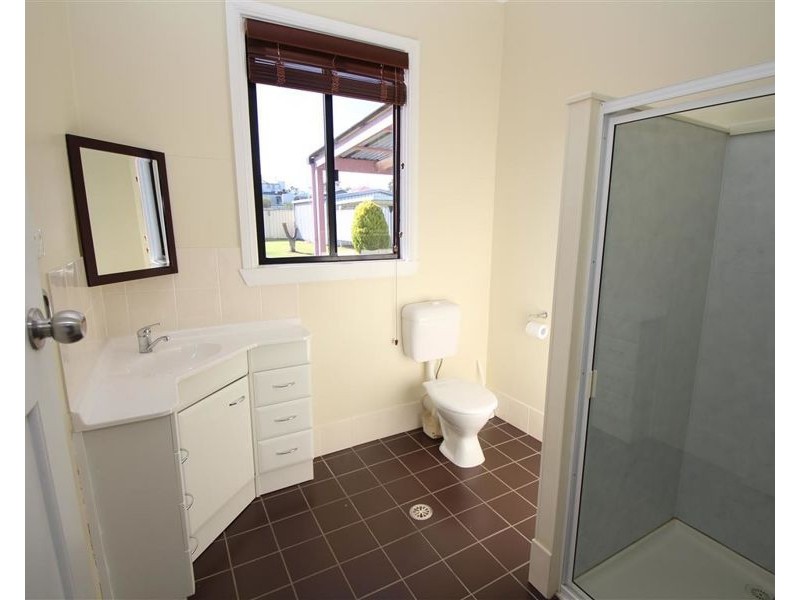 99 Scott Street, Tenterfield NSW 2372