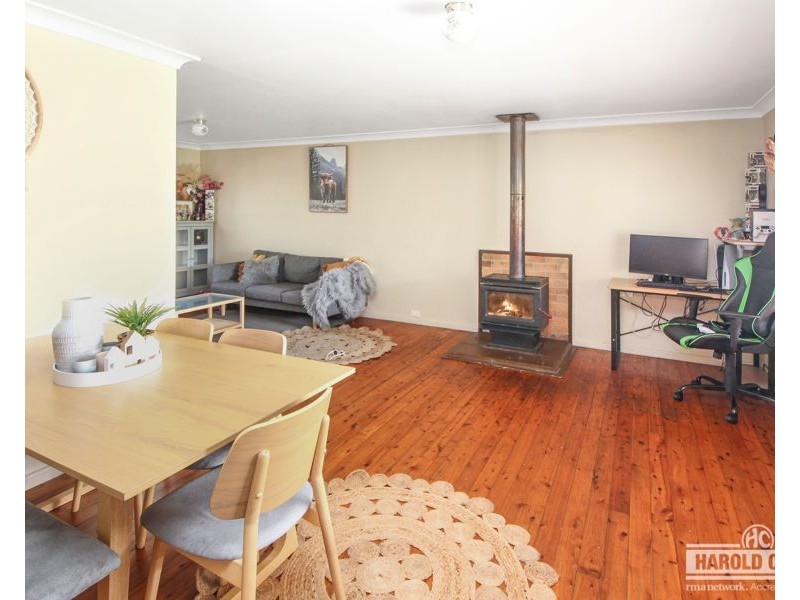 78 Logan Street, Tenterfield NSW 2372