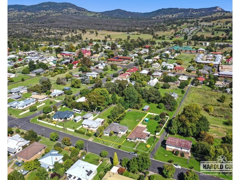 78 Logan Street, Tenterfield NSW 2372