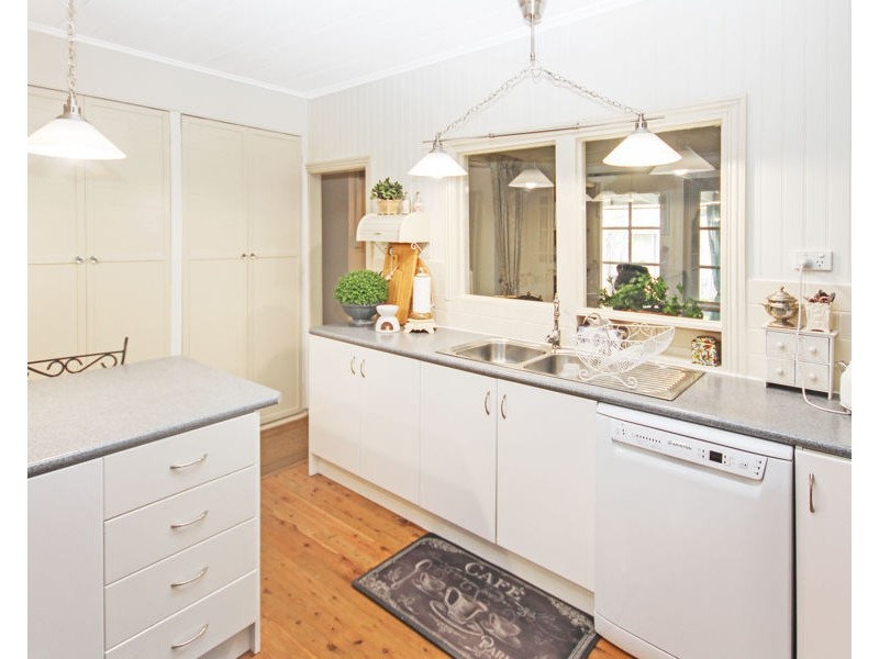 36 Margaret Street, Tenterfield NSW 2372
