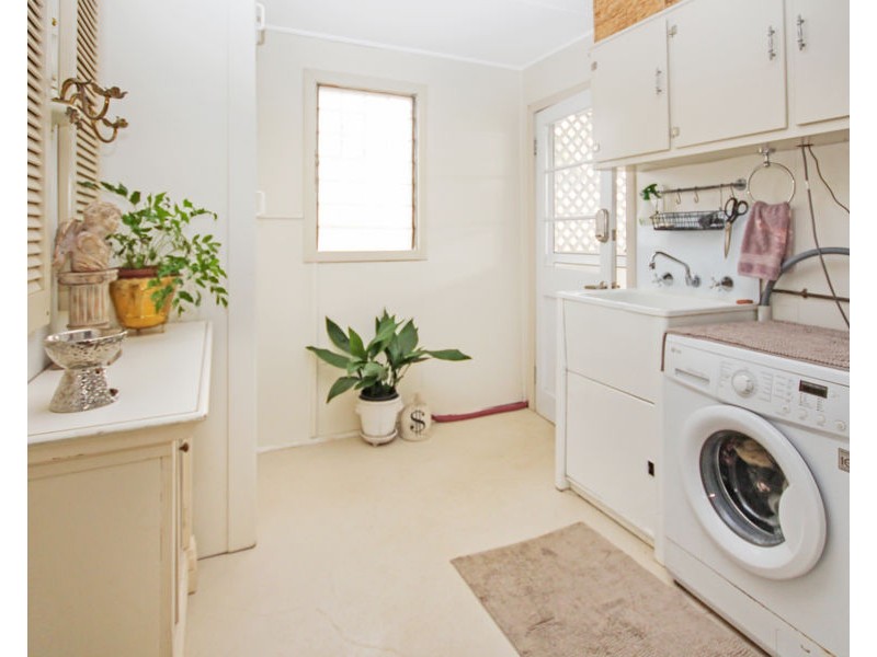 36 Margaret Street, Tenterfield NSW 2372