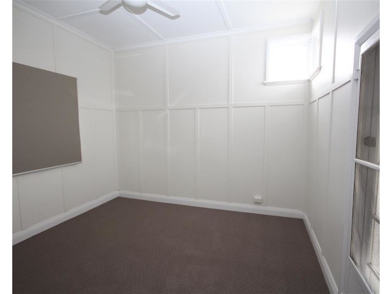 52 Wood Street, Tenterfield NSW 2372