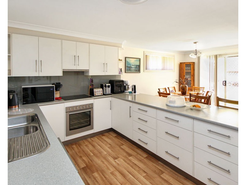 30 Miles Street, Tenterfield NSW 2372