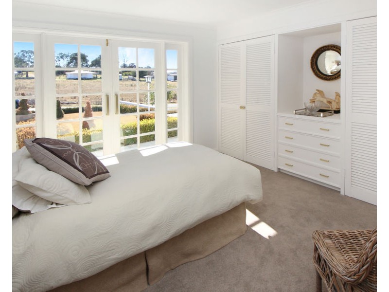 69 Riley Street, Tenterfield NSW 2372