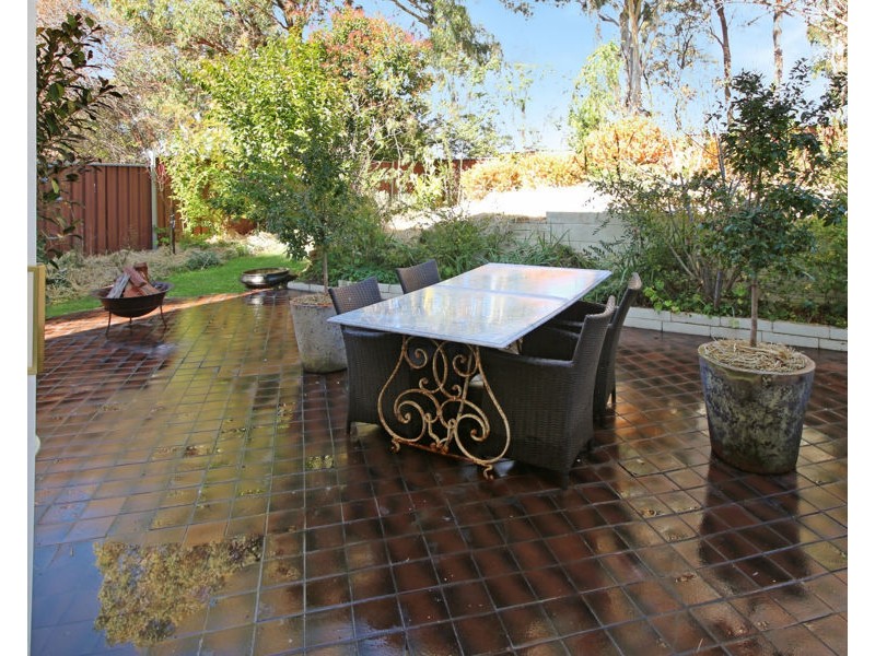 69 Riley Street, Tenterfield NSW 2372