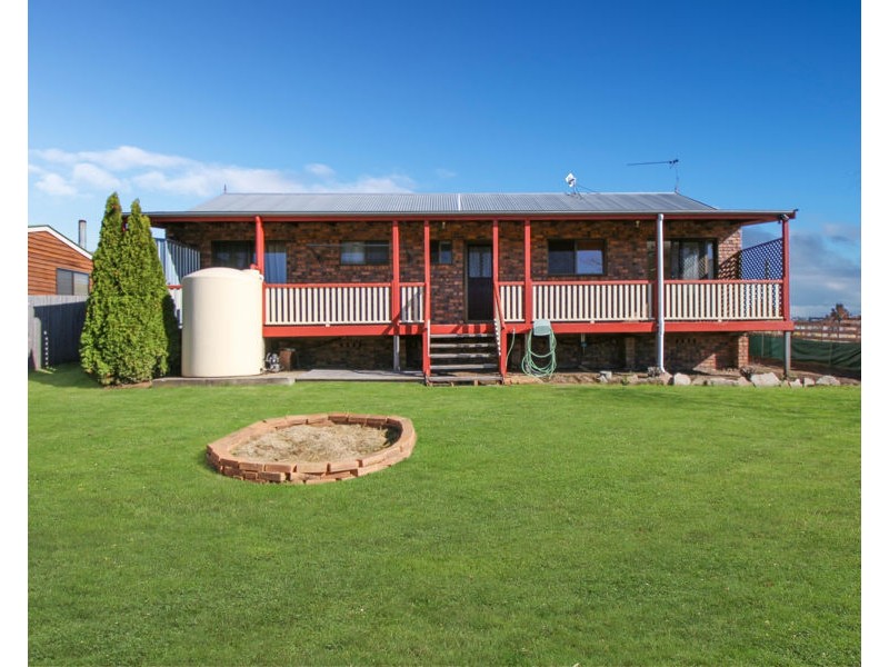65 George Street, Tenterfield NSW 2372