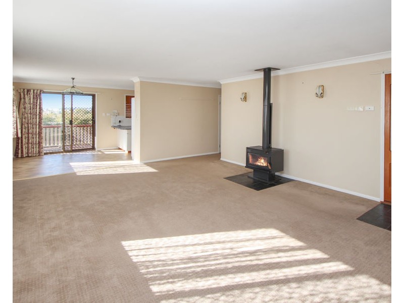 65 George Street, Tenterfield NSW 2372
