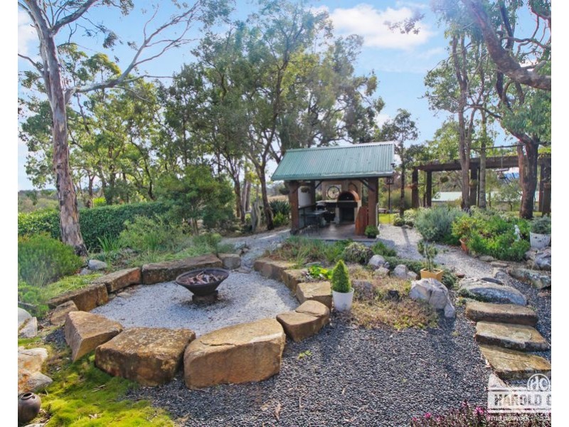 452 Sunnyside Loop Road, Tenterfield NSW 2372