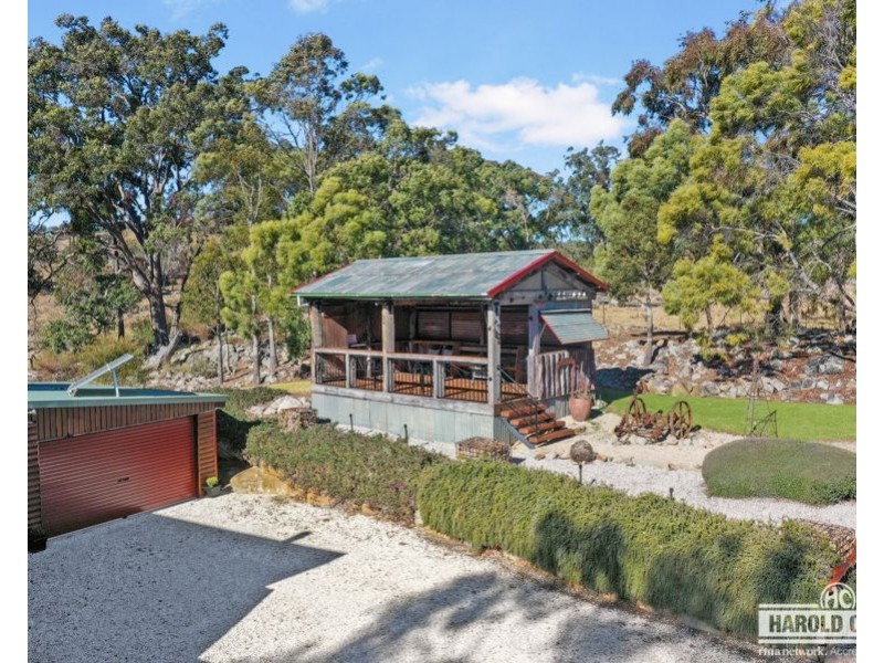 452 Sunnyside Loop Road, Tenterfield NSW 2372