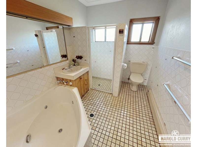 125 Drummond Street, Tenterfield NSW 2372