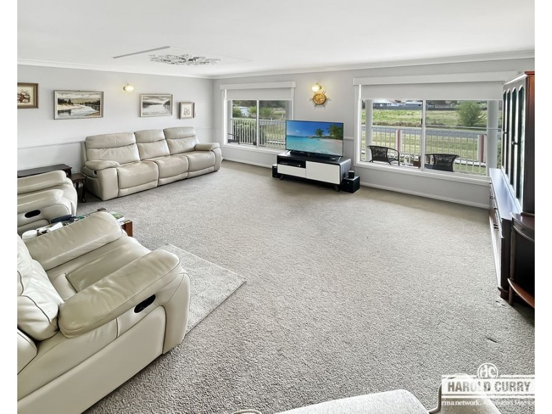 223 Douglas Street, Tenterfield NSW 2372