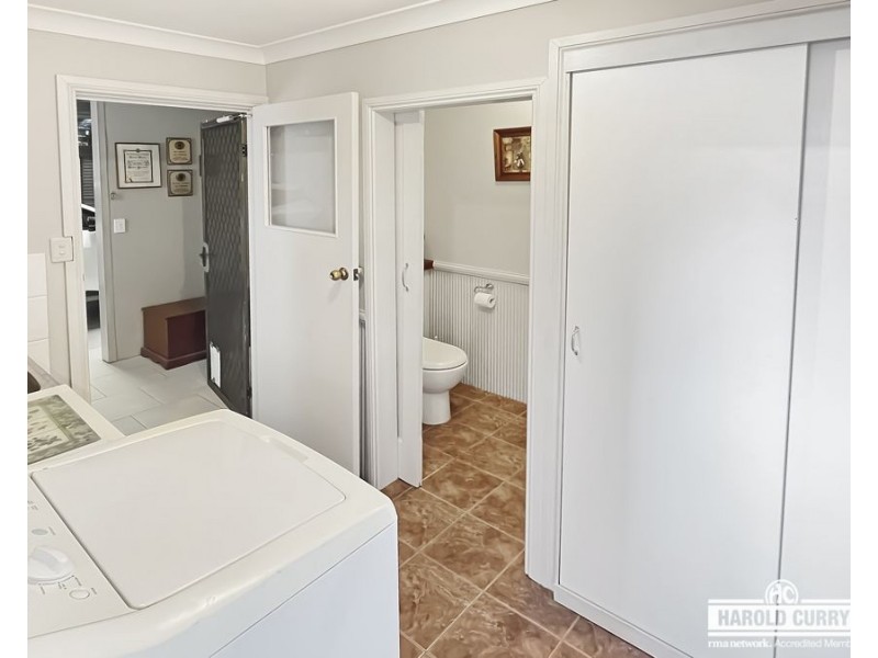 223 Douglas Street, Tenterfield NSW 2372