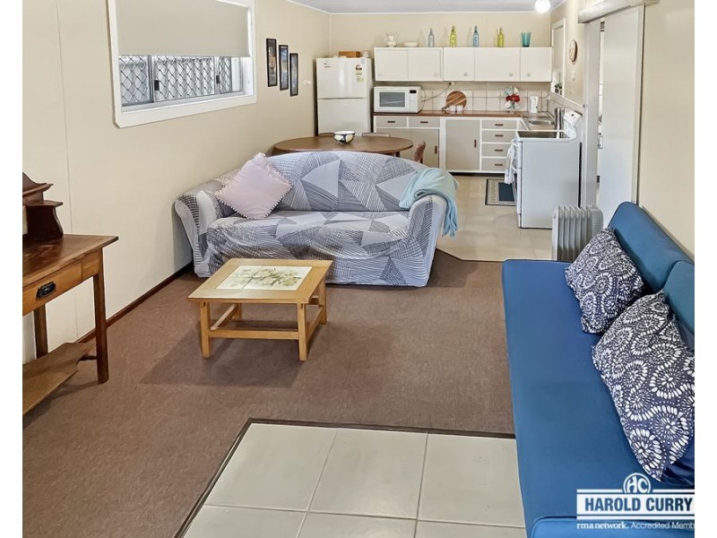 223 Douglas Street, Tenterfield NSW 2372