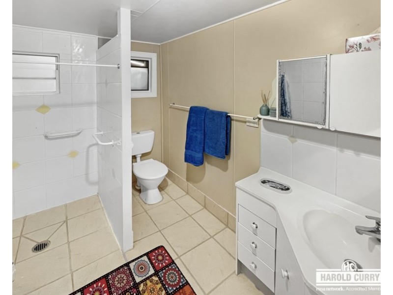 223 Douglas Street, Tenterfield NSW 2372