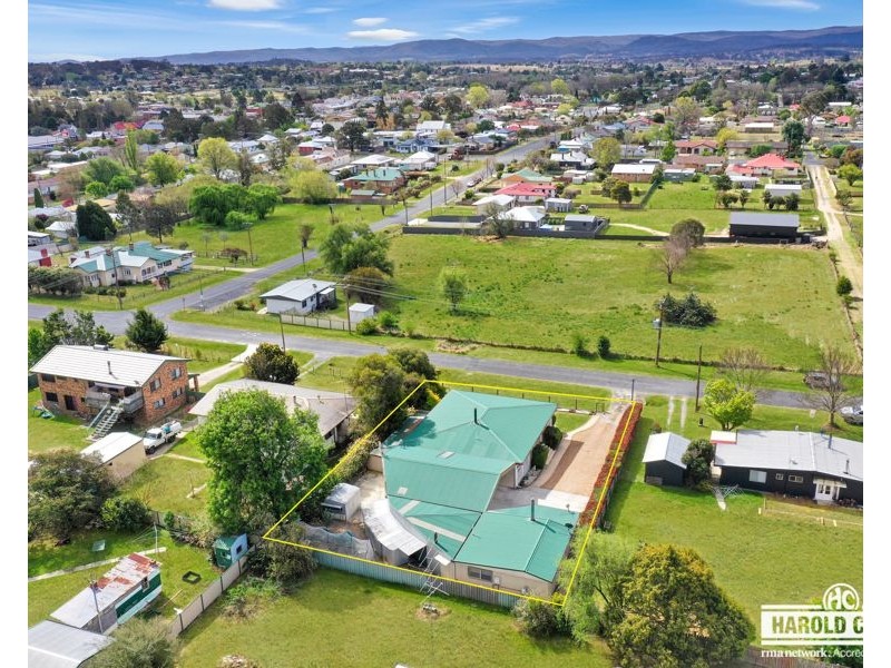 223 Douglas Street, Tenterfield NSW 2372