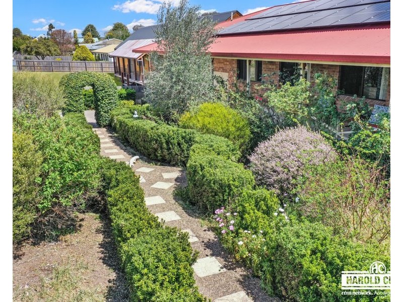 124 Wood Street, Tenterfield NSW 2372
