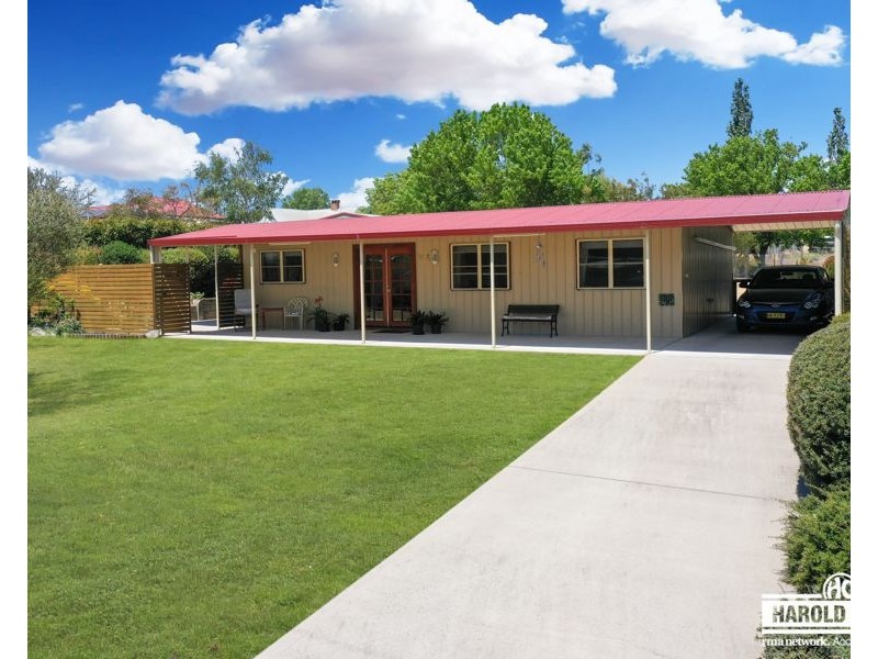 91 Petre Street, Tenterfield NSW 2372