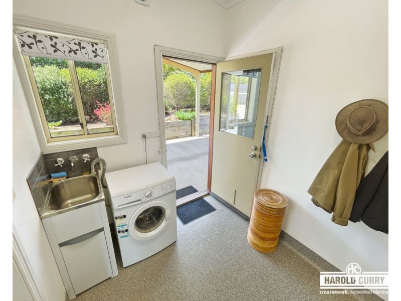 91 Petre Street, Tenterfield NSW 2372