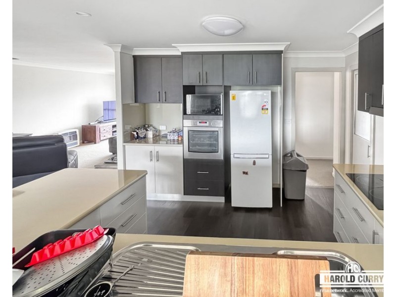 60 High Street, Tenterfield NSW 2372