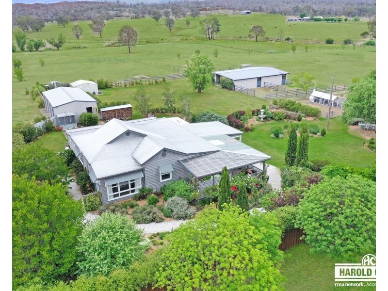 83 Douglas Street, Tenterfield NSW 2372