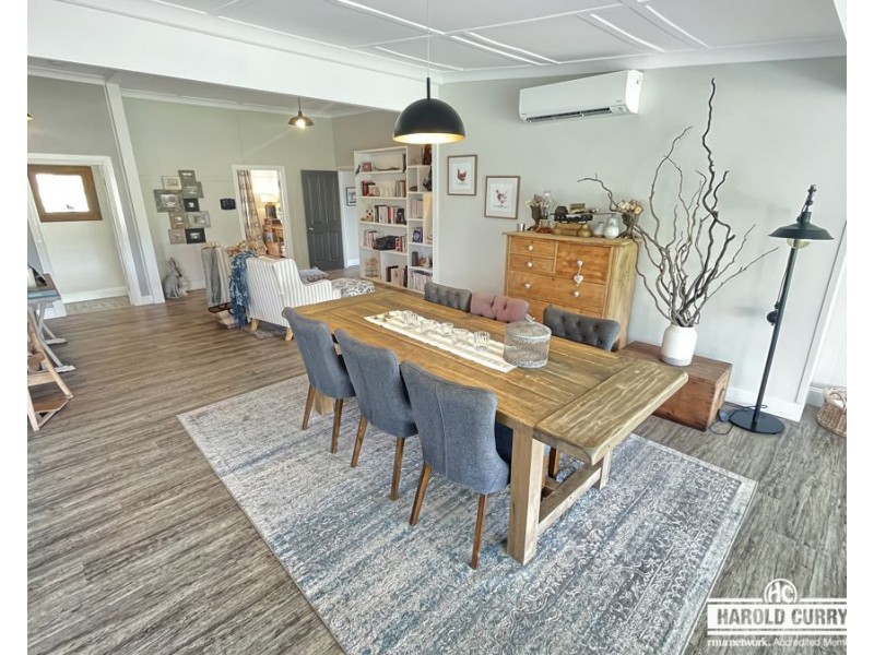 83 Douglas Street, Tenterfield NSW 2372